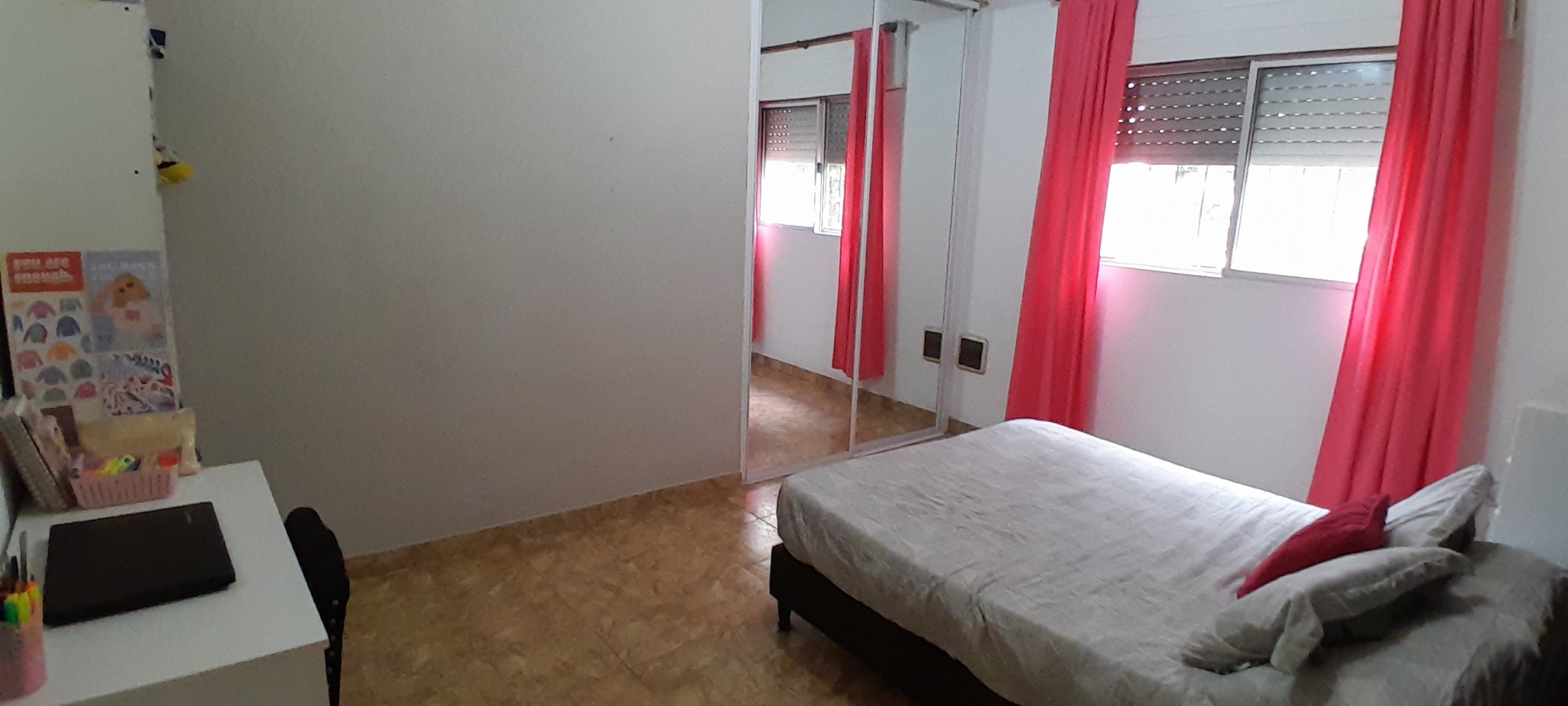 VENTA-CASA 2 PLANTAS-INGRESOS INDEPENDIENTE-REFORMADA