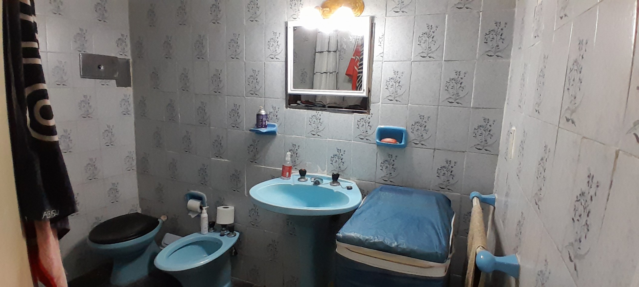 VENTA-CASA 2 PLANTAS-INGRESOS INDEPENDIENTE-REFORMADA