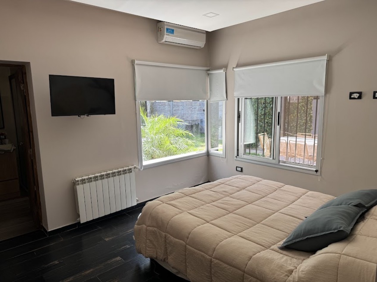 CASA-ALDAO-3 DORMITORIOS-PISCINA