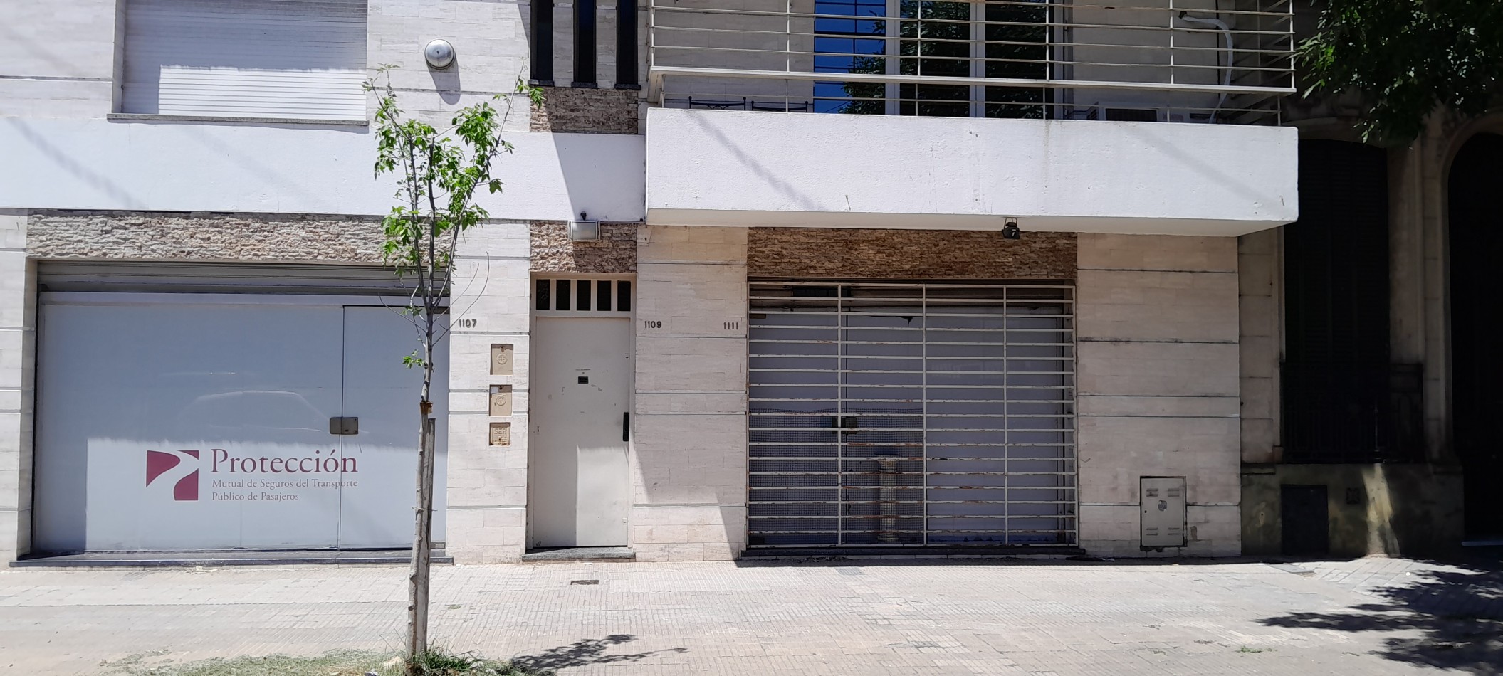 VENTA-CASA LOCAL-3 PLANTAS-IDEAL INVERSION-MUY BUEN ESTADO