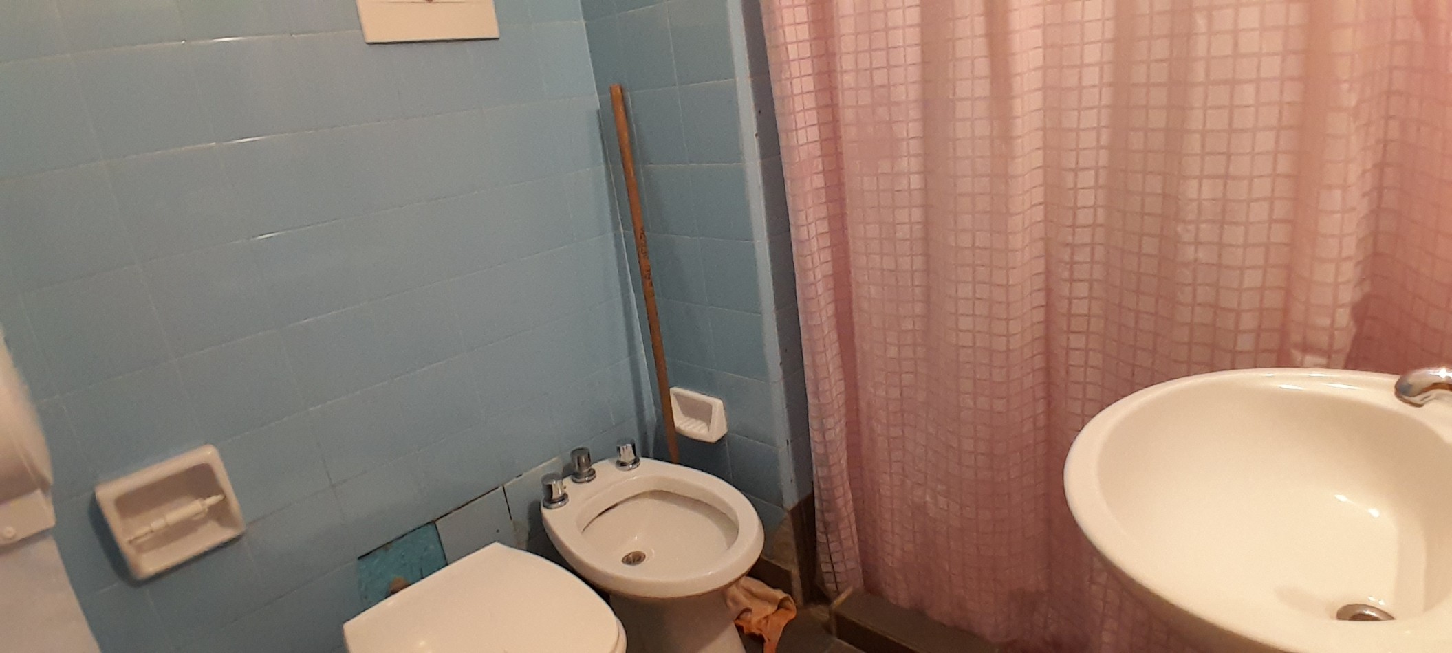 VENTA-CASA LOCAL-3 PLANTAS-IDEAL INVERSION-MUY BUEN ESTADO