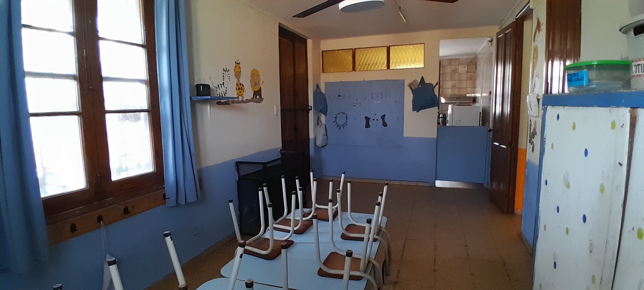 VENTA-ALBERDI-CASA CON PARQUE ARBOLADO-POSIBILIDAD DE INVERSION-UNIDAD INSTITUCIONAL