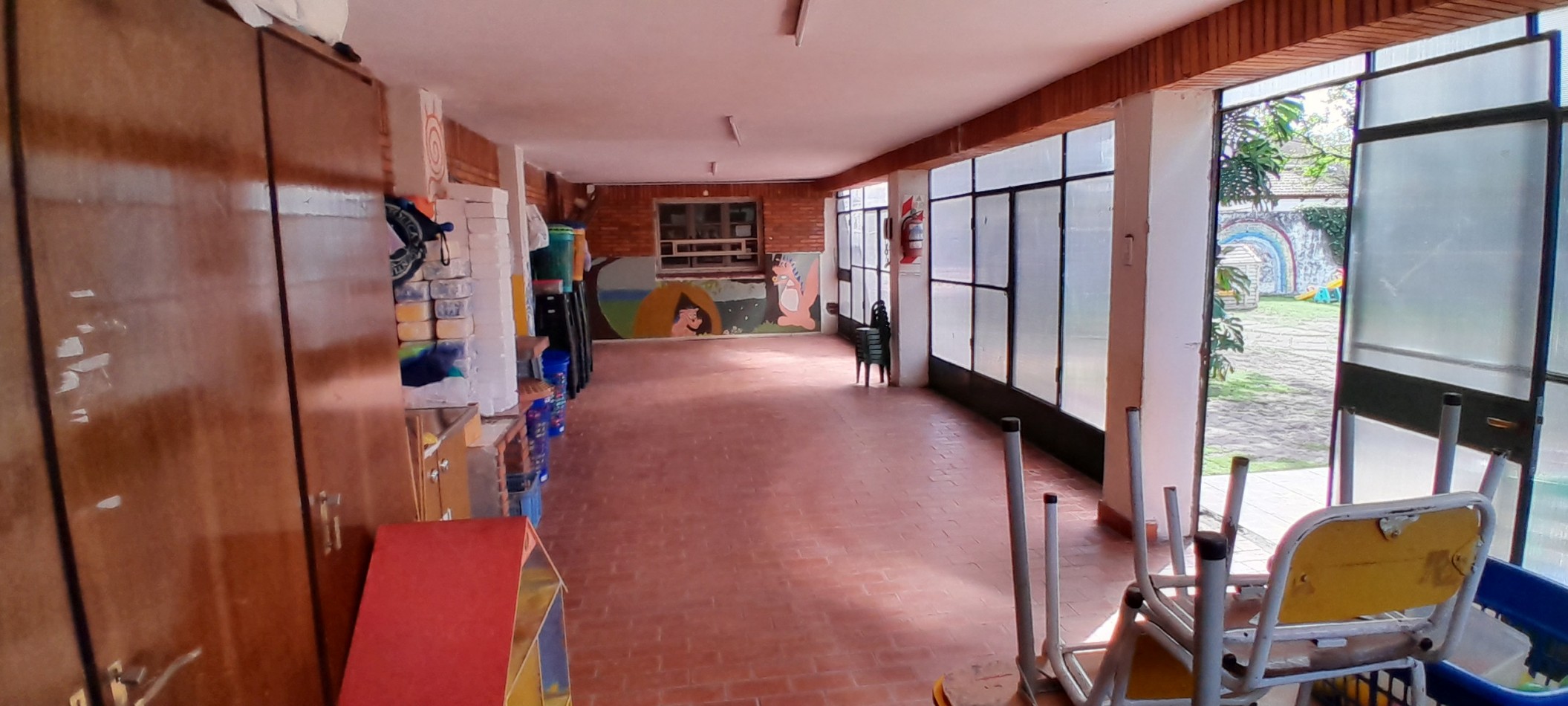 VENTA-ALBERDI-CASA CON PARQUE ARBOLADO-POSIBILIDAD DE INVERSION-UNIDAD INSTITUCIONAL