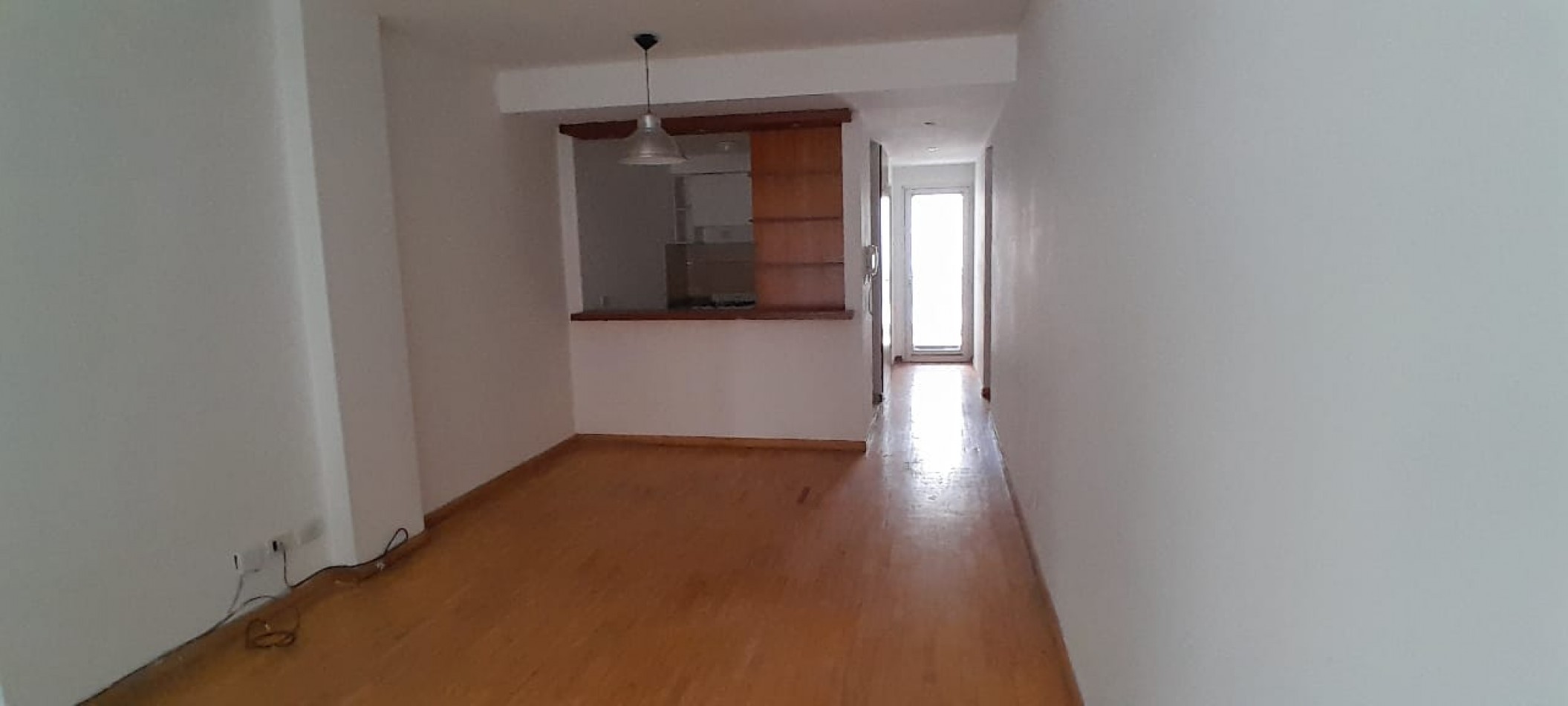 VENTA-MONOAMBIENTE CON 2 PATIOS-JUJUY 1800