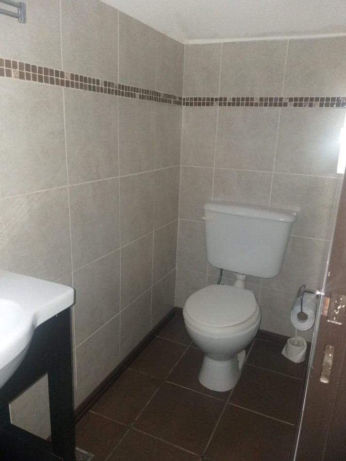 ALQUILER-BARRIO TANGO-CASA 2 DORMITORIOS-COCHERA-JARDIN