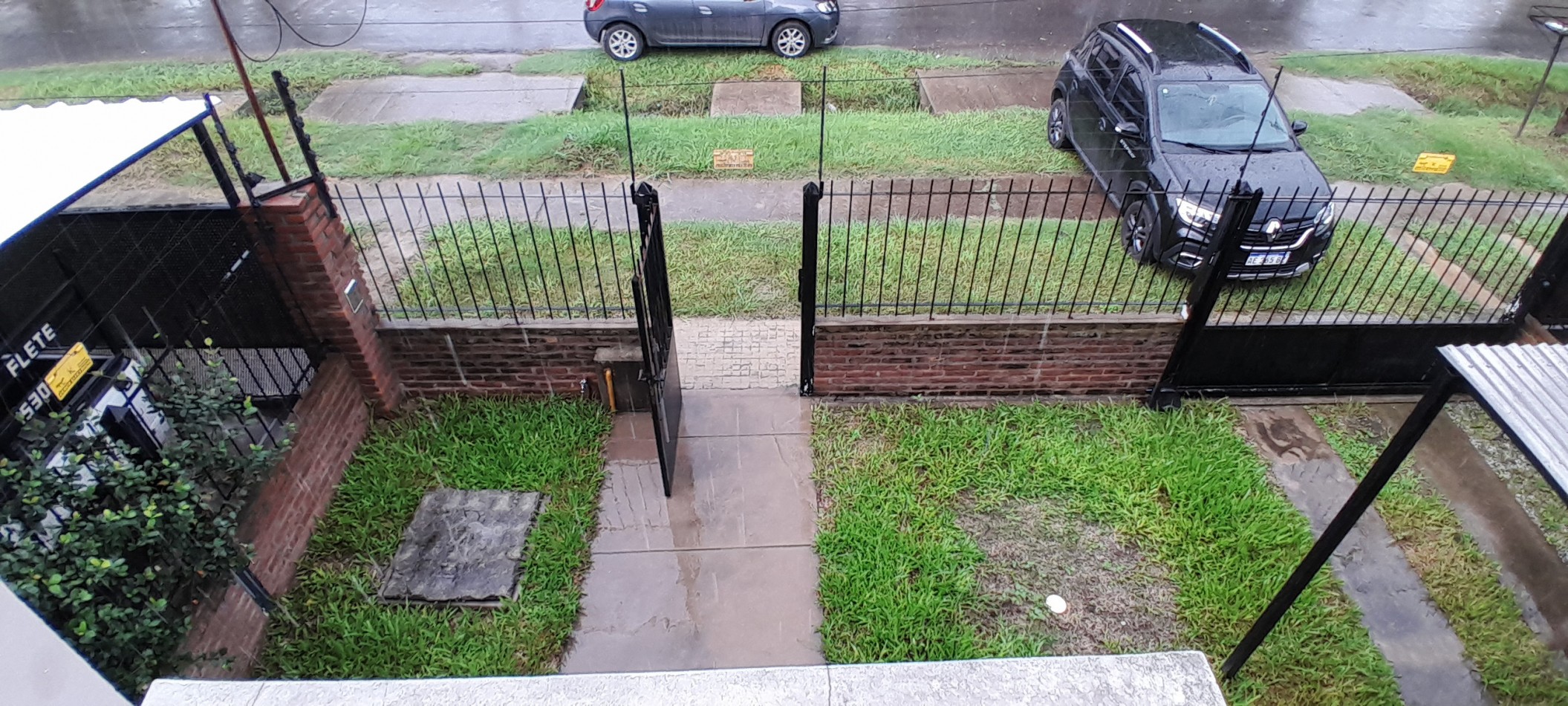 ALQUILER-BARRIO TANGO-CASA 2 DORMITORIOS-COCHERA-JARDIN