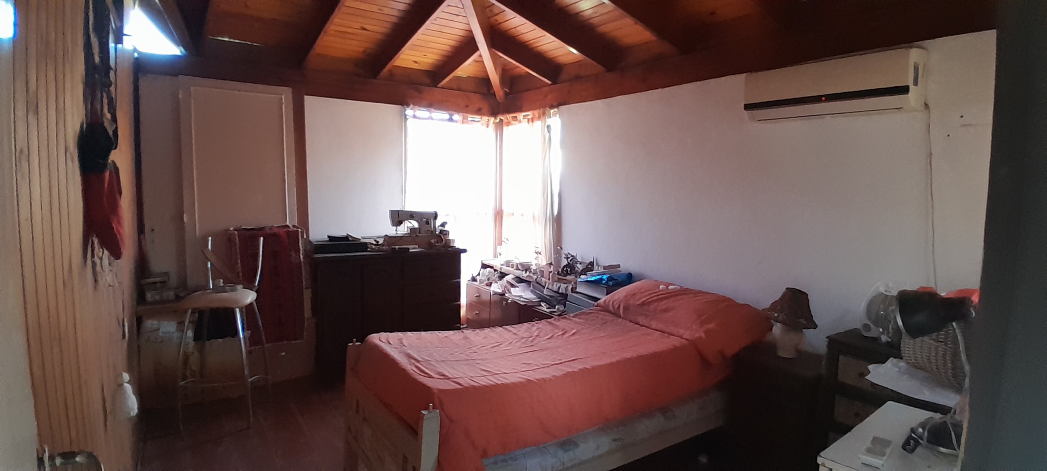VENTA-BARIO LOS MORROS-FUNES-3 DORMITORIOS-BAÑO-PARQUE-PILETA