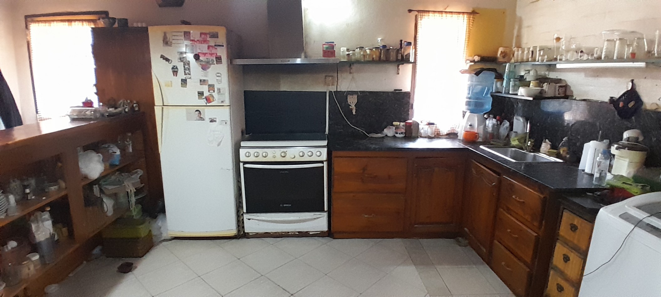 VENTA-BARIO LOS MORROS-FUNES-3 DORMITORIOS-BAÑO-PARQUE-PILETA