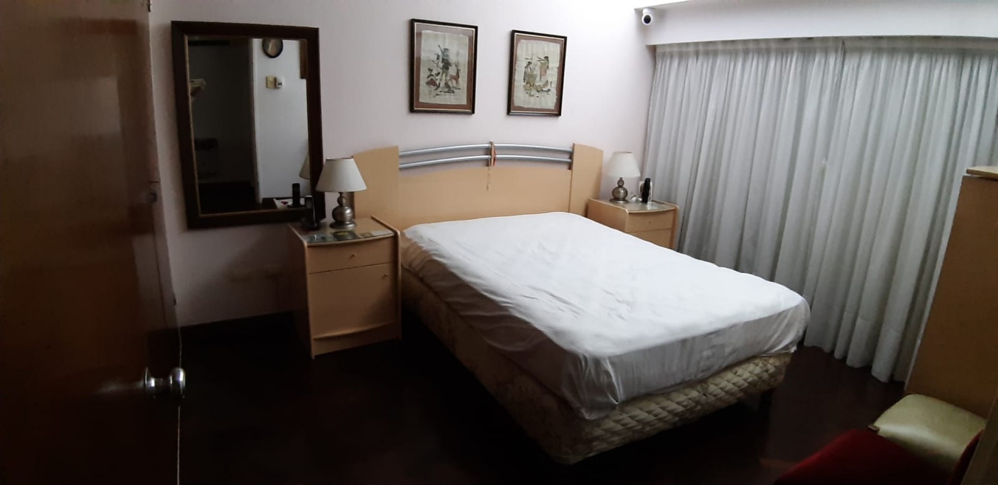 VENTA-ITALIA 600-3 DORMITORIOS-2 BAÑOS-COCHERA-TERRAZA-184 M2