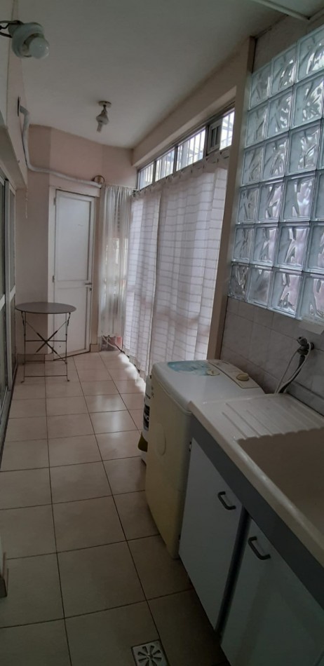 VENTA-ITALIA 600-3 DORMITORIOS-2 BAÑOS-COCHERA-TERRAZA-184 M2