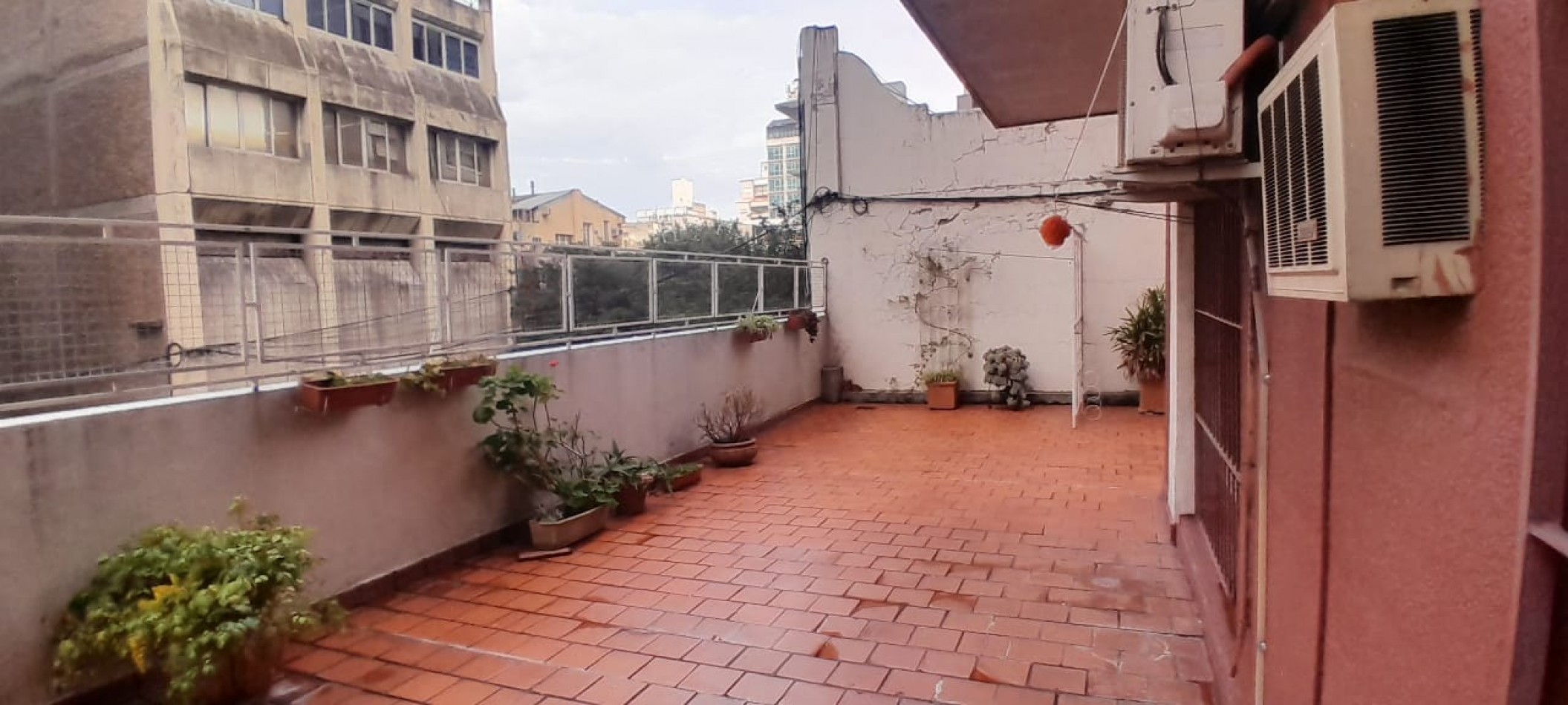 VENTA-ITALIA 600-3 DORMITORIOS-2 BAÑOS-COCHERA-TERRAZA-184 M2