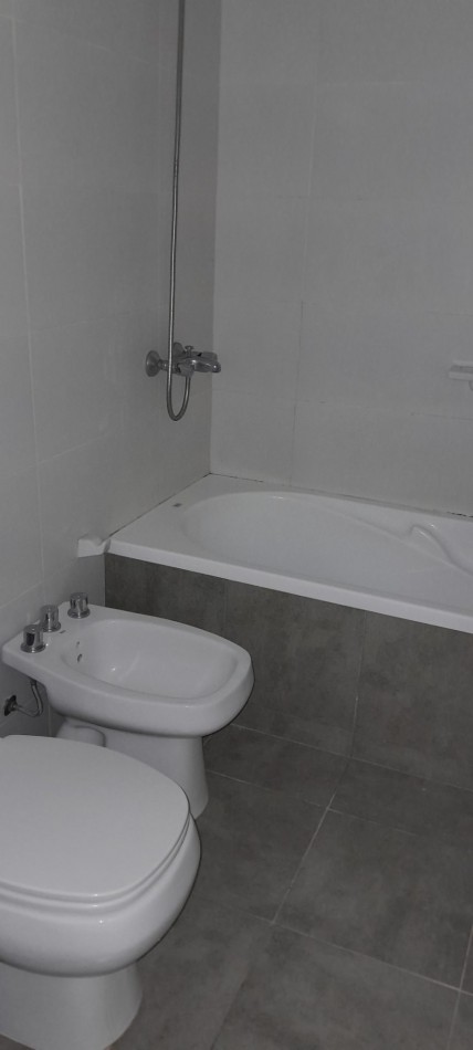 ALQUILER-PALOS VERDES-DEPARTAMENTO 2 DORM-COCHERA-BALCON CON PARRILLERO