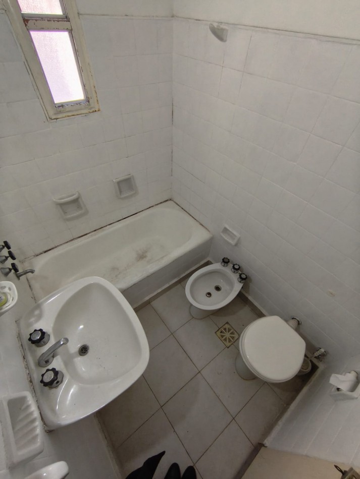 ALQUILER-RICARDONE ESQ. E. RIOS-1 DORMITORIO-VENTILACION CRUAZADA