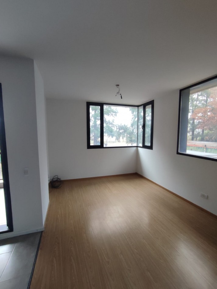 ALQUILER- ALOS VERDES PILAY-DEPARTAMENTO 2 DORM-COCHERA-BALCON CON PARRILLERO
