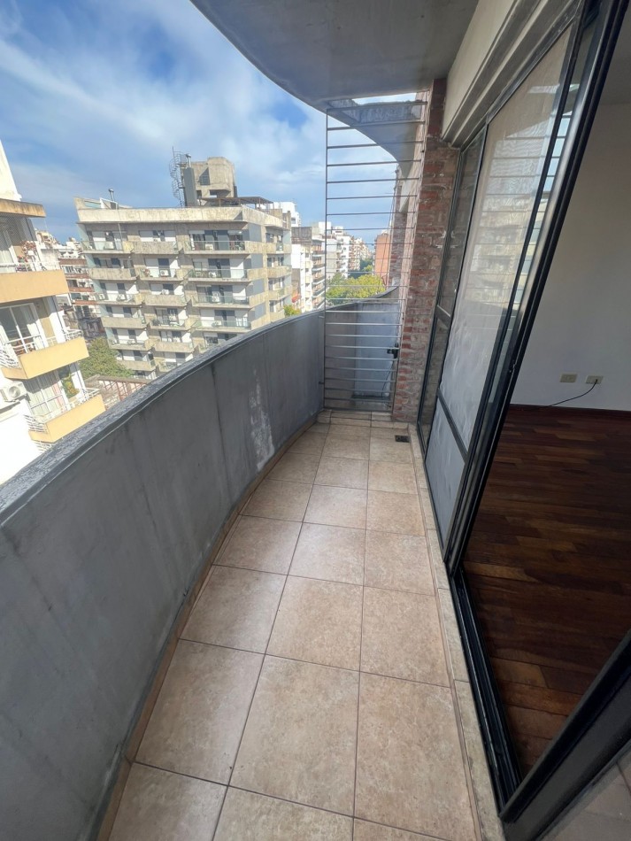 ALQUILER-3 DE FEBRERO 1500-MONOAMBIENTE AMPLIO-BALCON