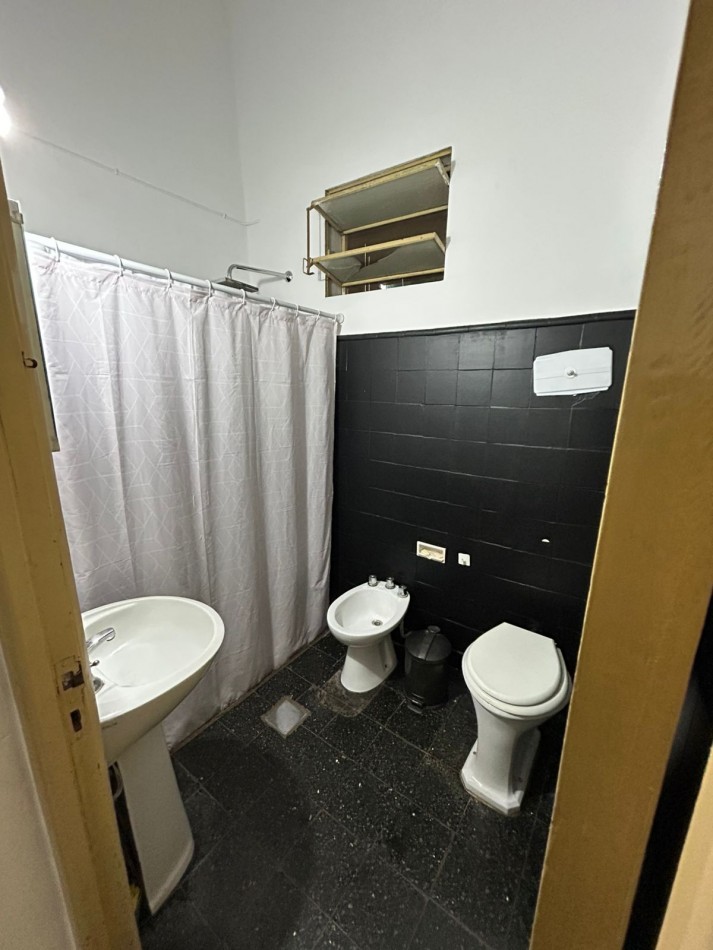 VENTA-GRANADERO BAIGORRIA-CASA 2 DORMITORIOS