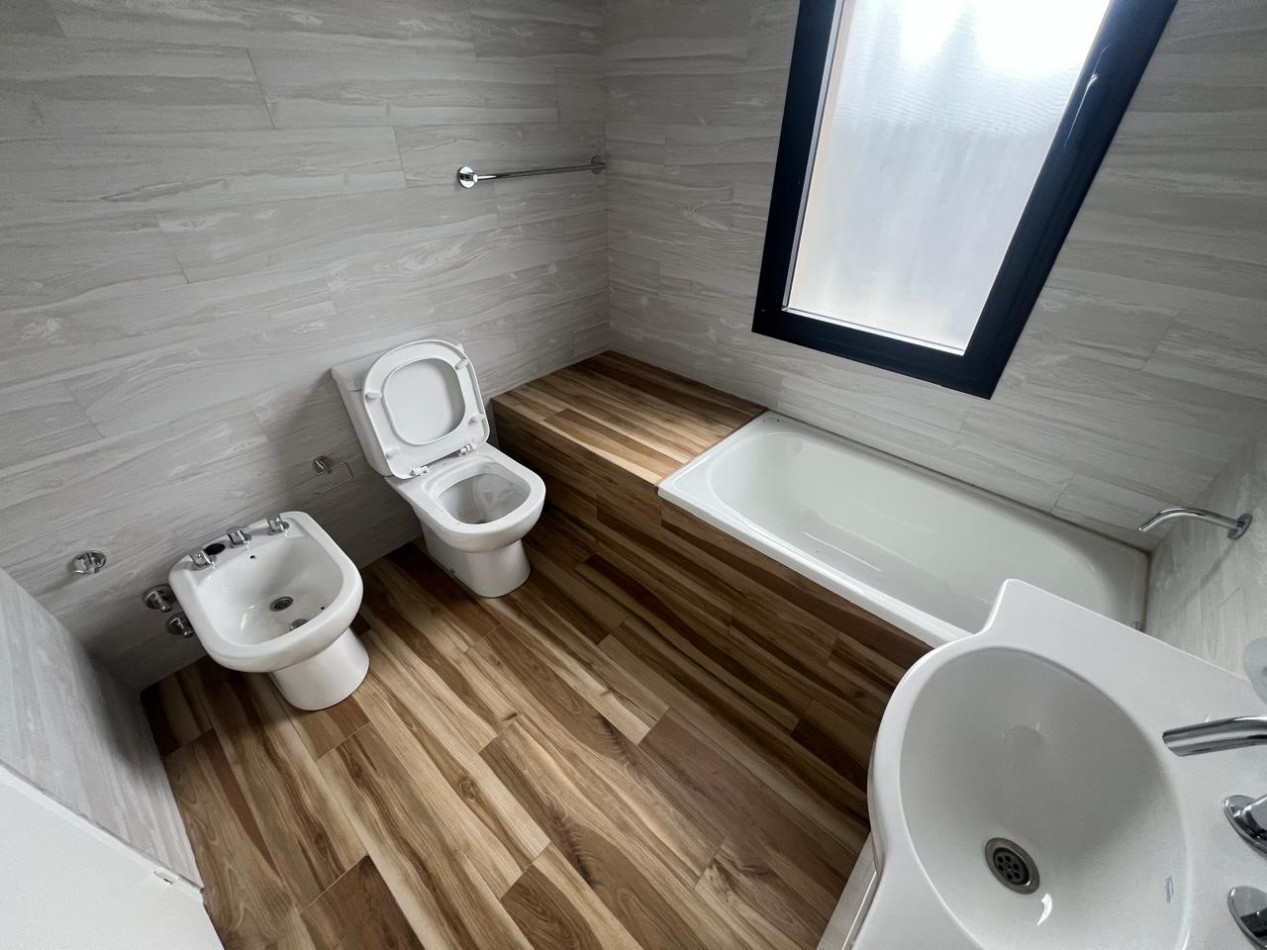 ALQUILER-PUEBLO ESTHER- AV. SAN MARTIN 2100-CASAS 2 y 3 DORMITORIOS-COCHERA