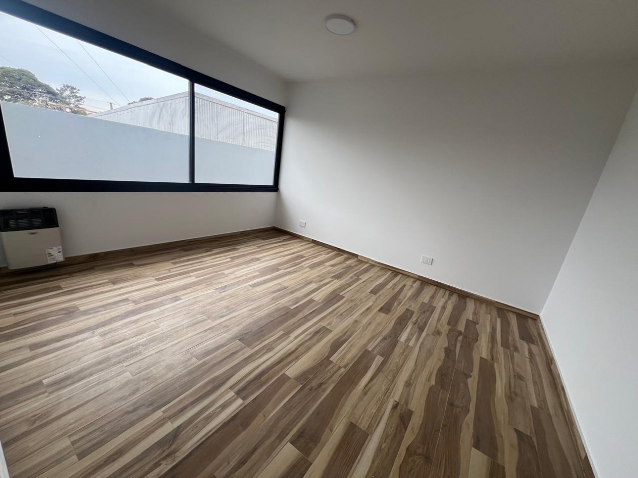 ALQUILER-PUEBLO ESTHER- AV. SAN MARTIN 2100-CASAS 2 y 3 DORMITORIOS-COCHERA