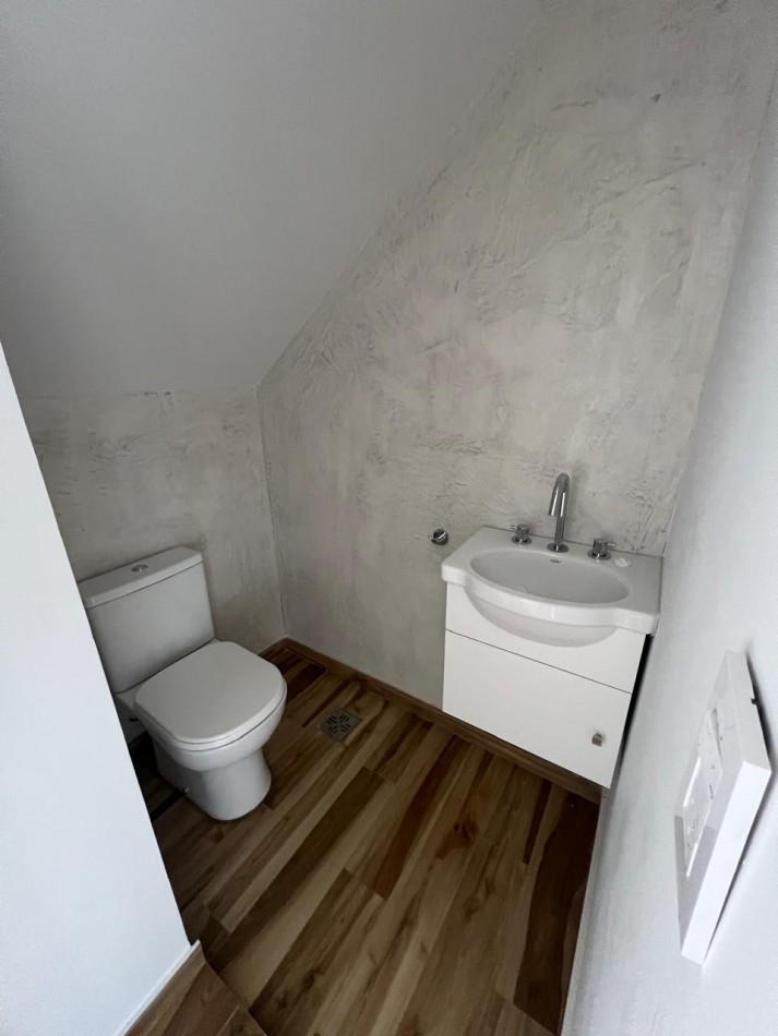 ALQUILER-PUEBLO ESTHER- AV. SAN MARTIN 2100-CASAS 2 y 3 DORMITORIOS-COCHERA