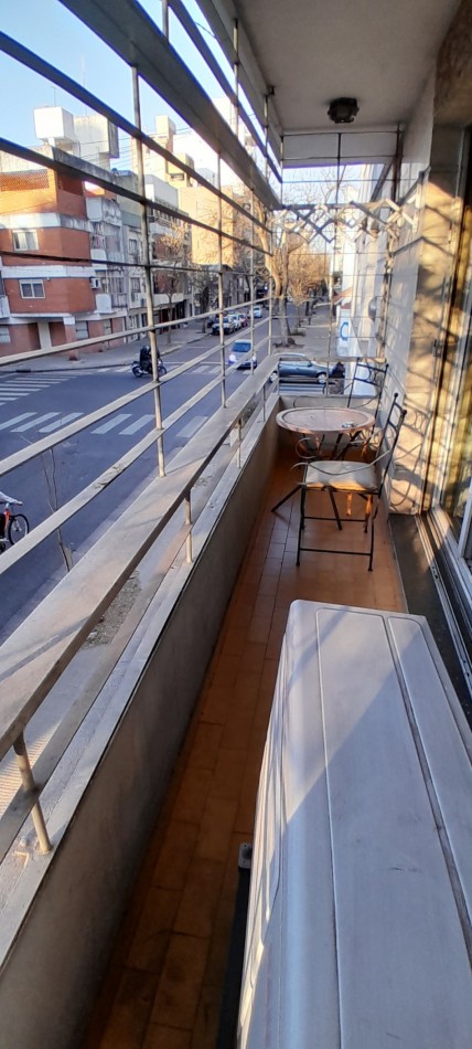 VENTA-CASA LOCAL-3 PLANTAS-IDEAL INVERSION-MUY BUEN ESTADO