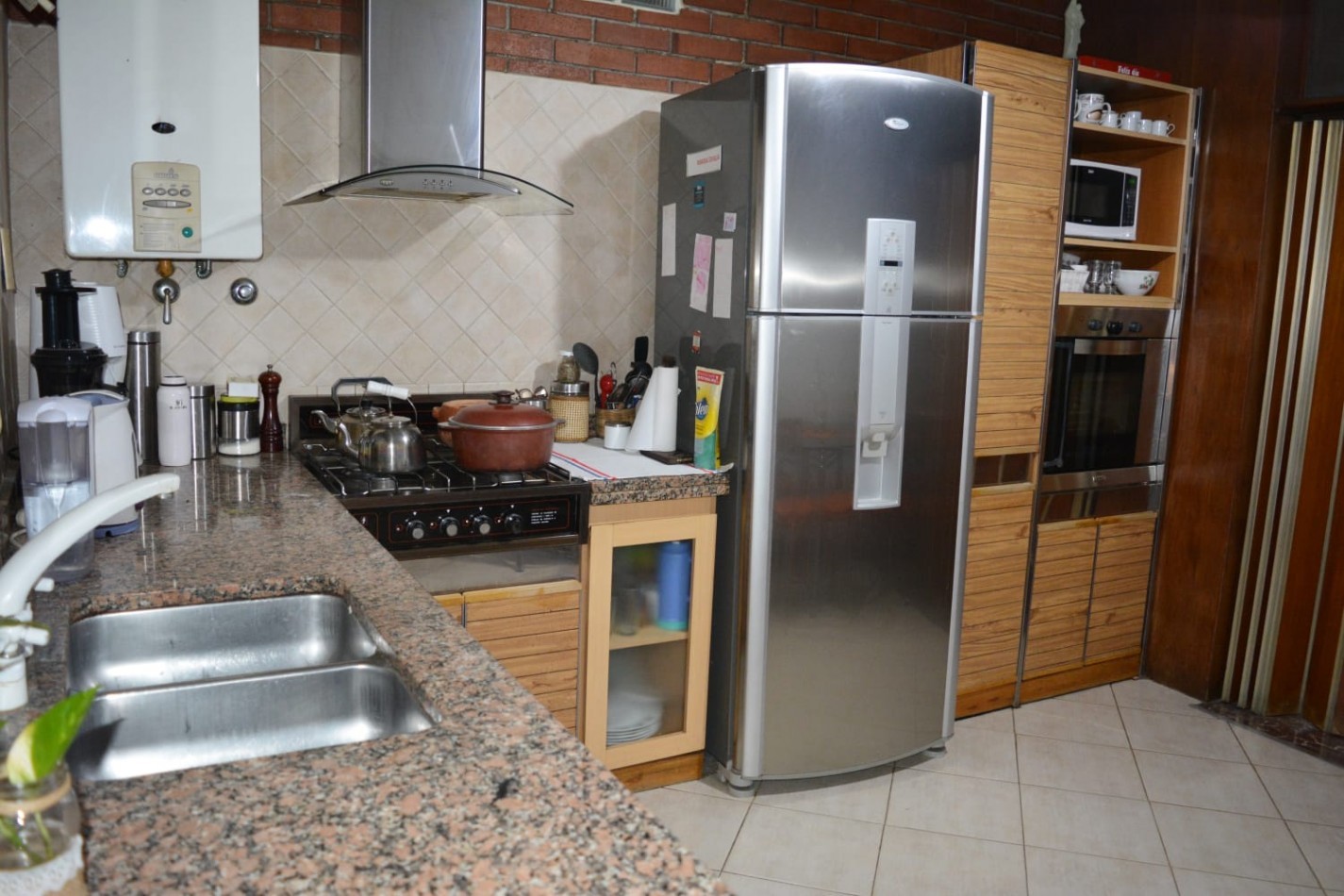 VENTA-FISHERTON-CASA 2 DORMITORIOS-IMPECABLE