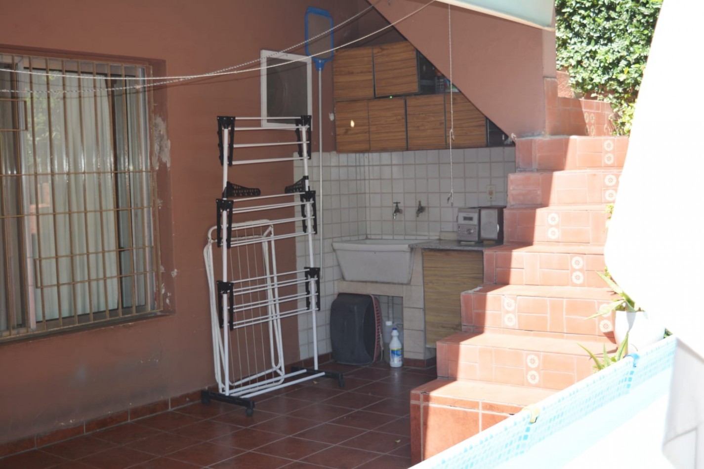VENTA-FISHERTON-CASA 2 DORMITORIOS-IMPECABLE