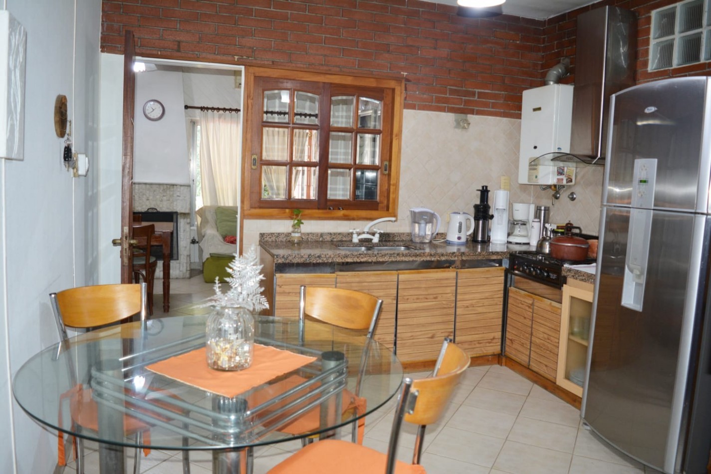 VENTA-FISHERTON-CASA 2 DORMITORIOS-IMPECABLE